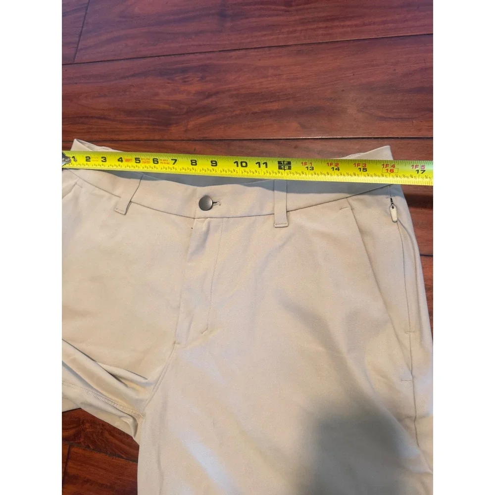 Lululemon Commission Shorts 9 Mens 32 Khaki Tan Chino Golf LM7BMIS.02